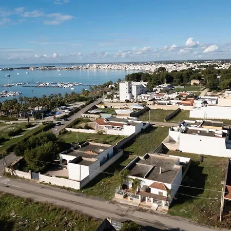 Sunrise In With Private Parking And Air Conditioning Porto Cesareo